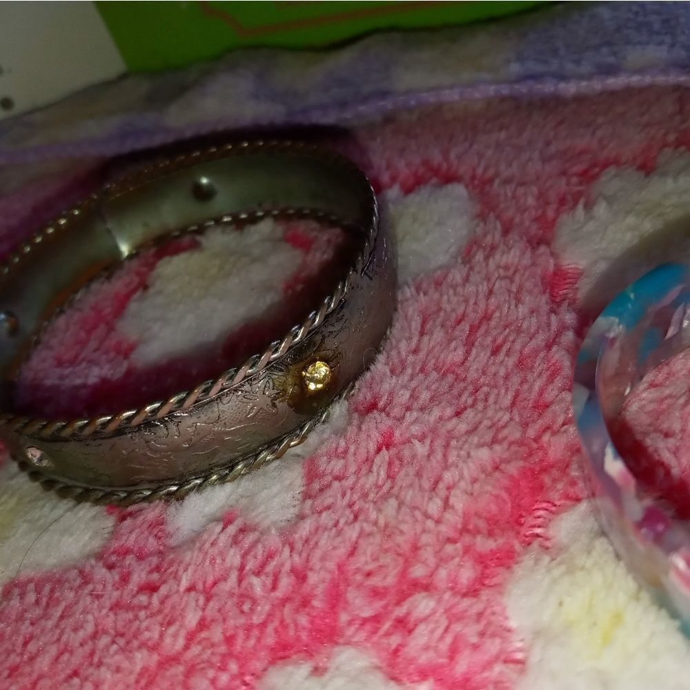 Jewelry bundle  - Picture 5 of 10